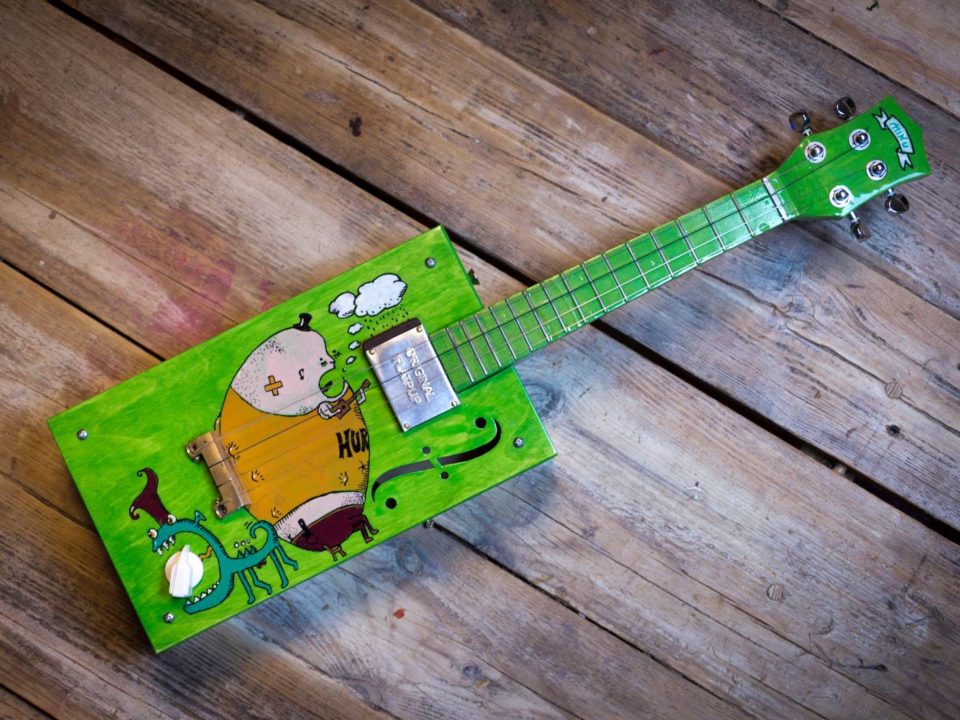 Elektro Ukulele HUR